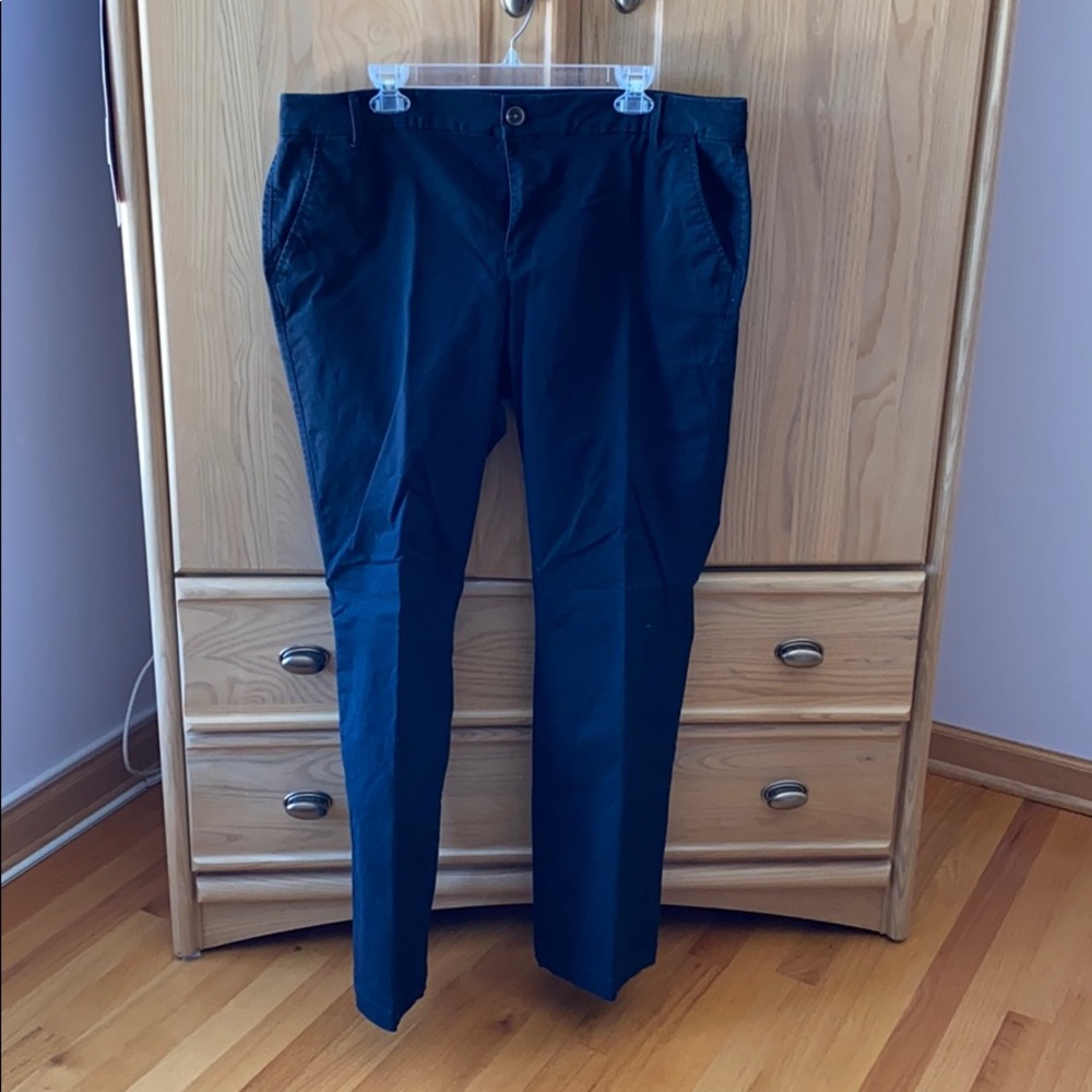 Old Navy black boot cut long pants